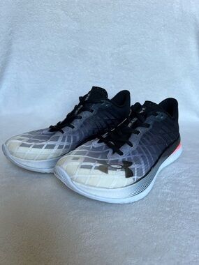 Under Armour Flow Velociti Elite Running Shoes - Men's Size 11 - Carbon Plated